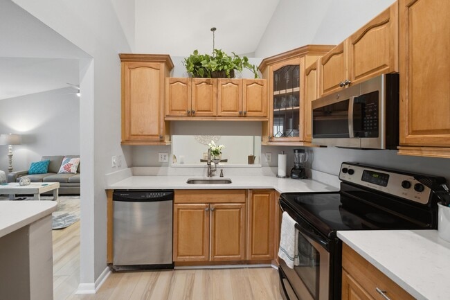 Photo - 6271 Chasewood Dr Unidad f