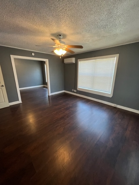 Photo - 3121 Magnolia St