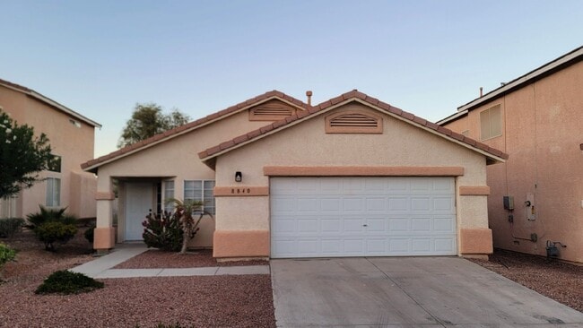 Building Photo - 8840 Spinning Wheel Ave