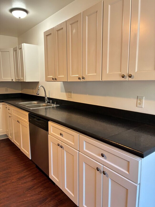 Photo - McKeon Park Apartments Unidad 9