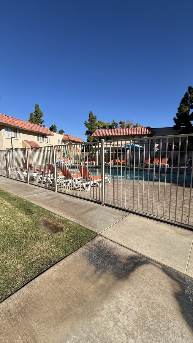 Photo - 2 Bedrooms Townhome
Availble For Rent in Indio Unit #109