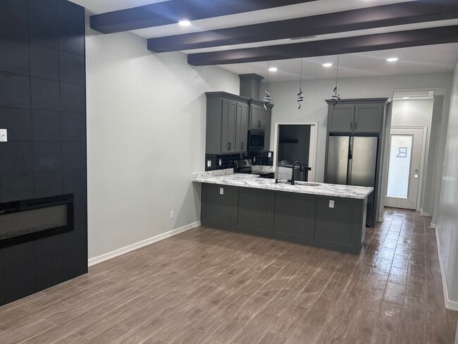 Photo - 313 Retamosa Ave