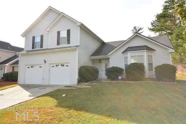 Spacious 3 Bedroom Split Level Home - Spacious 3 Bedroom Split Level Home