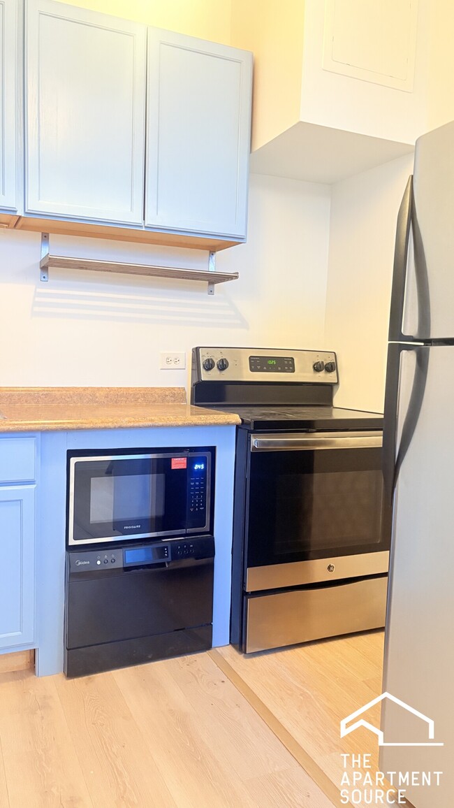 Photo - 1900 S Throop St Unit 2