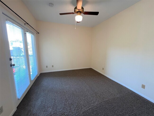 Photo - 3840 Far W Blvd