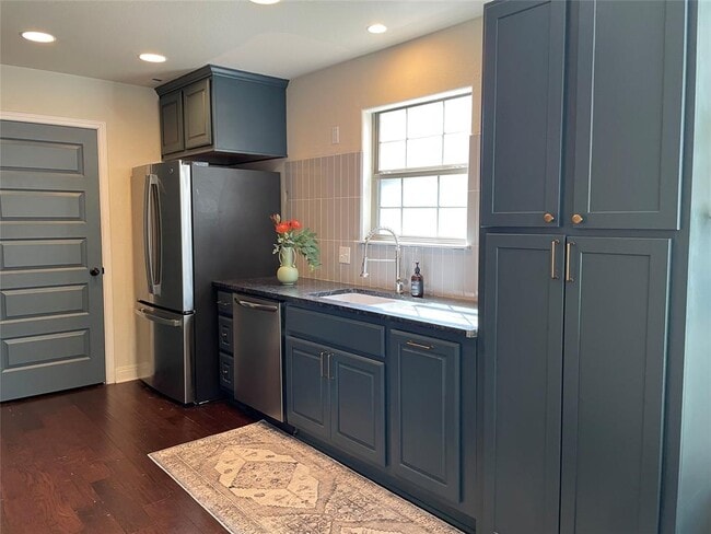 Photo - 7018 Crosswood Dr