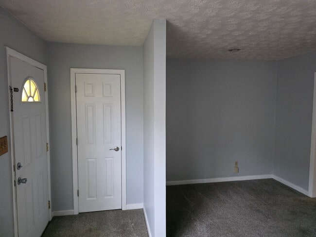 Photo - 5014 Hazelwood Rd