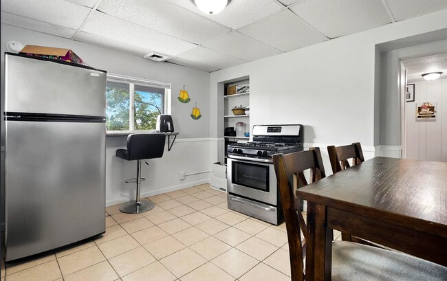 69 Highland Ave Unit A