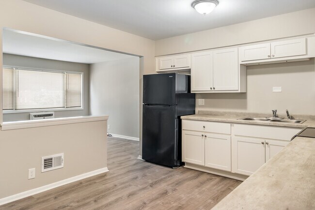 Photo - 4222 S 51st St Unidad 2