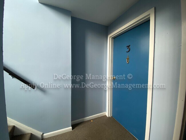 Photo - Woodside Court Apartments