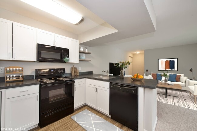 7 Pointe Apartments