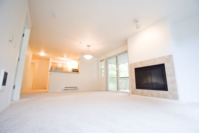 Photo - Beautiful 2 BR 2 BA Condo! Beautifully Updated! W/S/G is included.