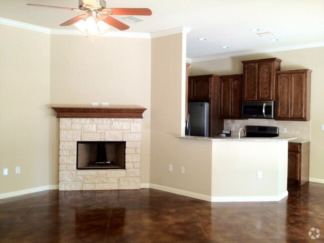 Building Photo - Duplex Rental