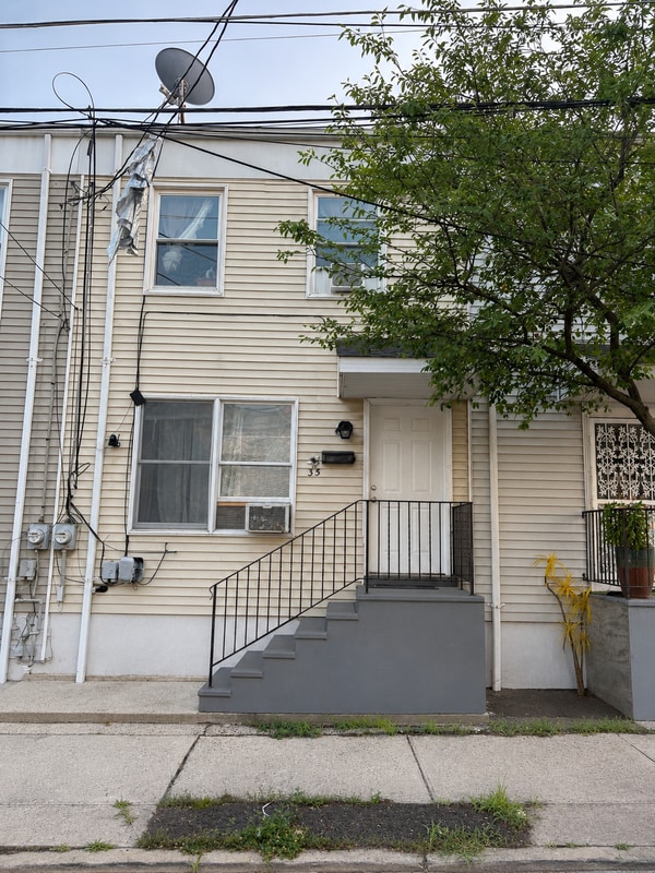 Photo - 35 Hart Ave