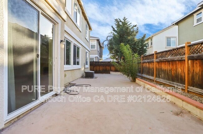 Photo - 2446 Mojave Dr