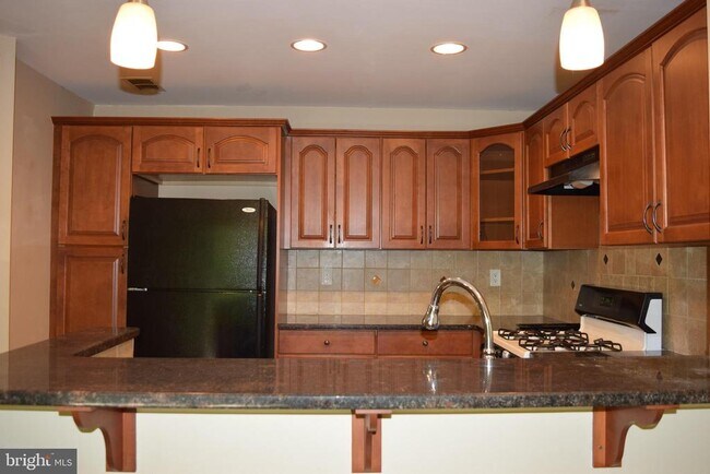 Photo - 6062 Cedar Ct