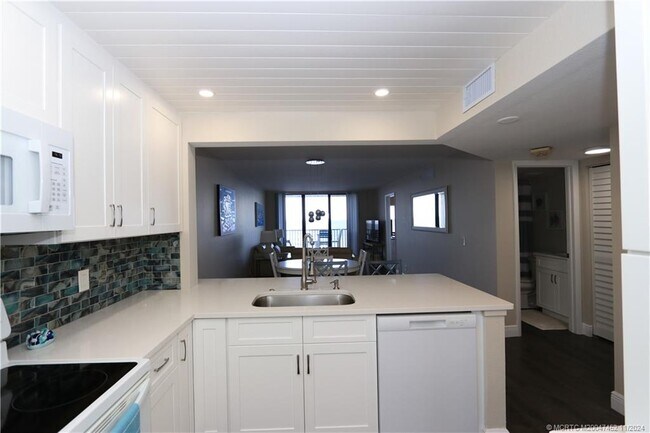 Photo - 7380 S Ocean Dr Unit 621