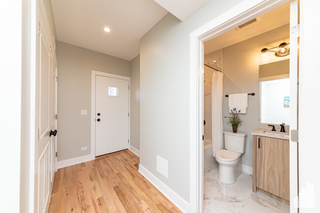 Photo - 2535 N Campbell Ave Unit 2541-1