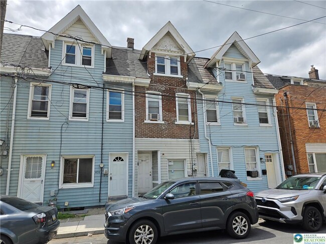 Photo - 436 Pierce St