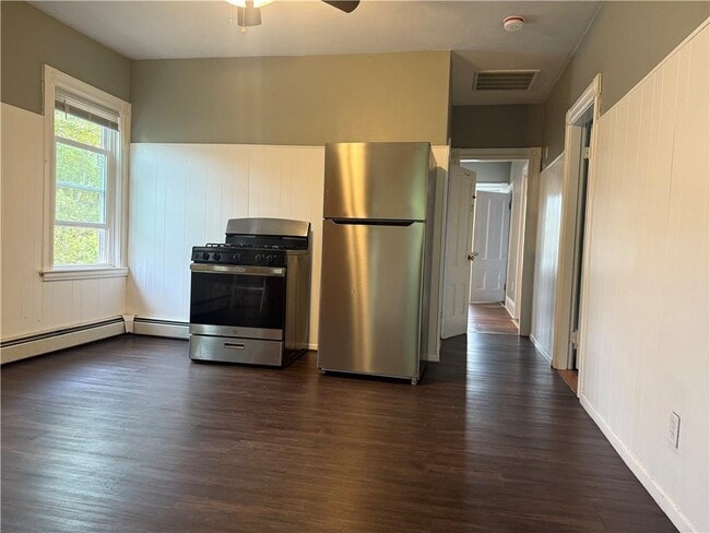 Photo - 50 E Transit St Unit 3