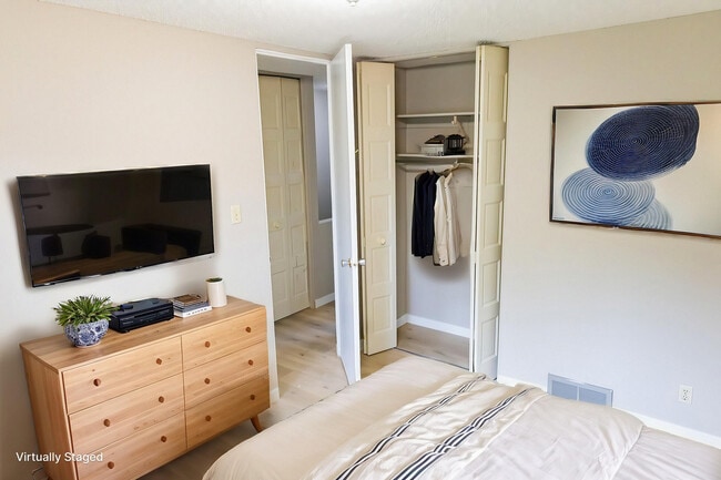 Photo - University Townhomes