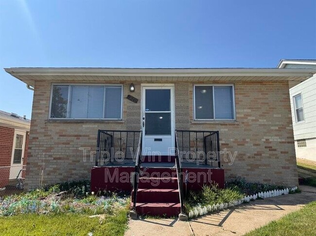 Photo - 3980 Neosho St