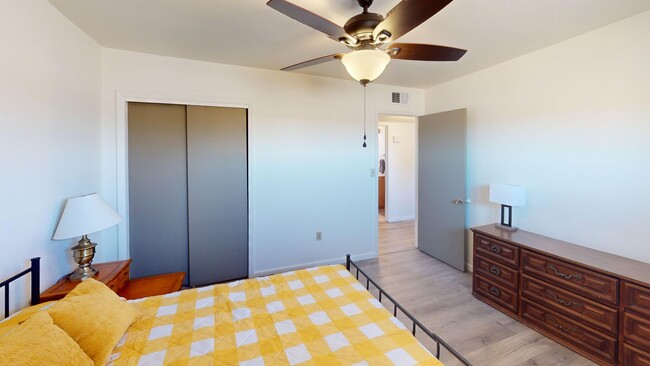 Photo - 2 Bedroom - 1 Bath Fully Furnished Apartment Unidad 1521 S. Granite -  3