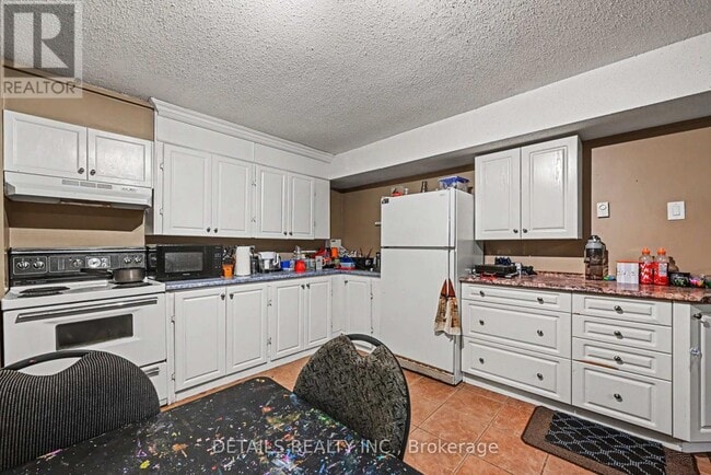 Photo - 816 Willow Ave