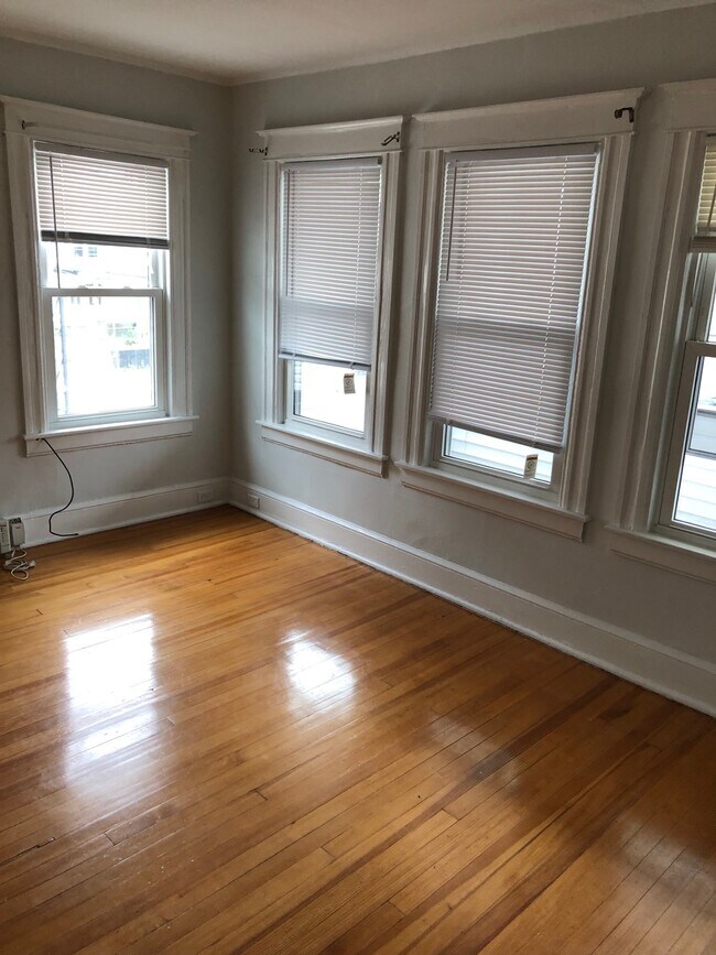 Photo - 28 May St Apartments Unit #2