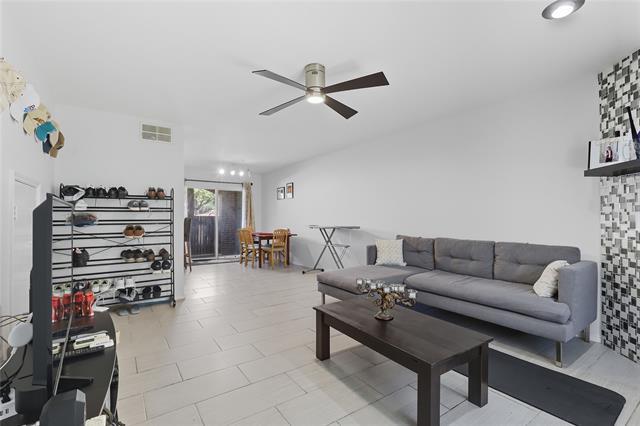 Photo - 3205 Donnelly Cir Unidad 201 Rental