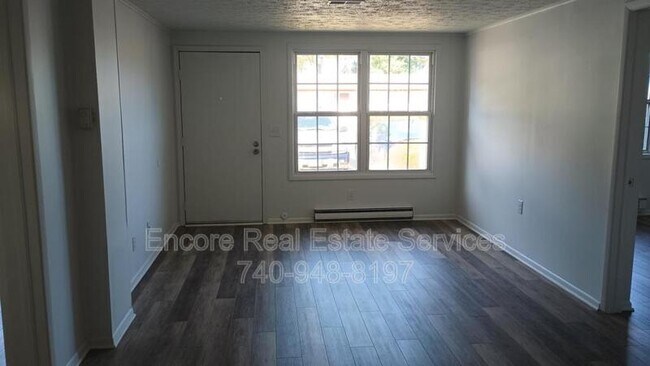 Building Photo - 881 N 21st St Rental