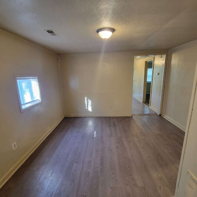Photo - 4BR Mars Hill House! Must See!