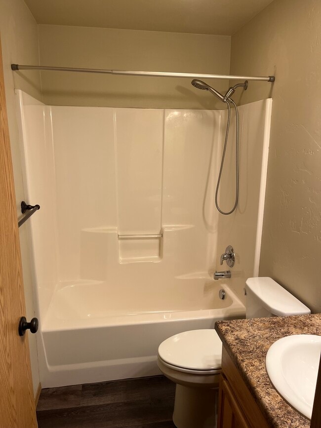 Photo - 101 Kynzie Ln