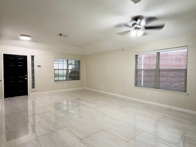 Photo - 2243 Rocky Hollow Ln