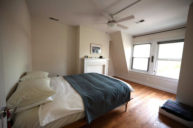 Photo - 2108 R St NW