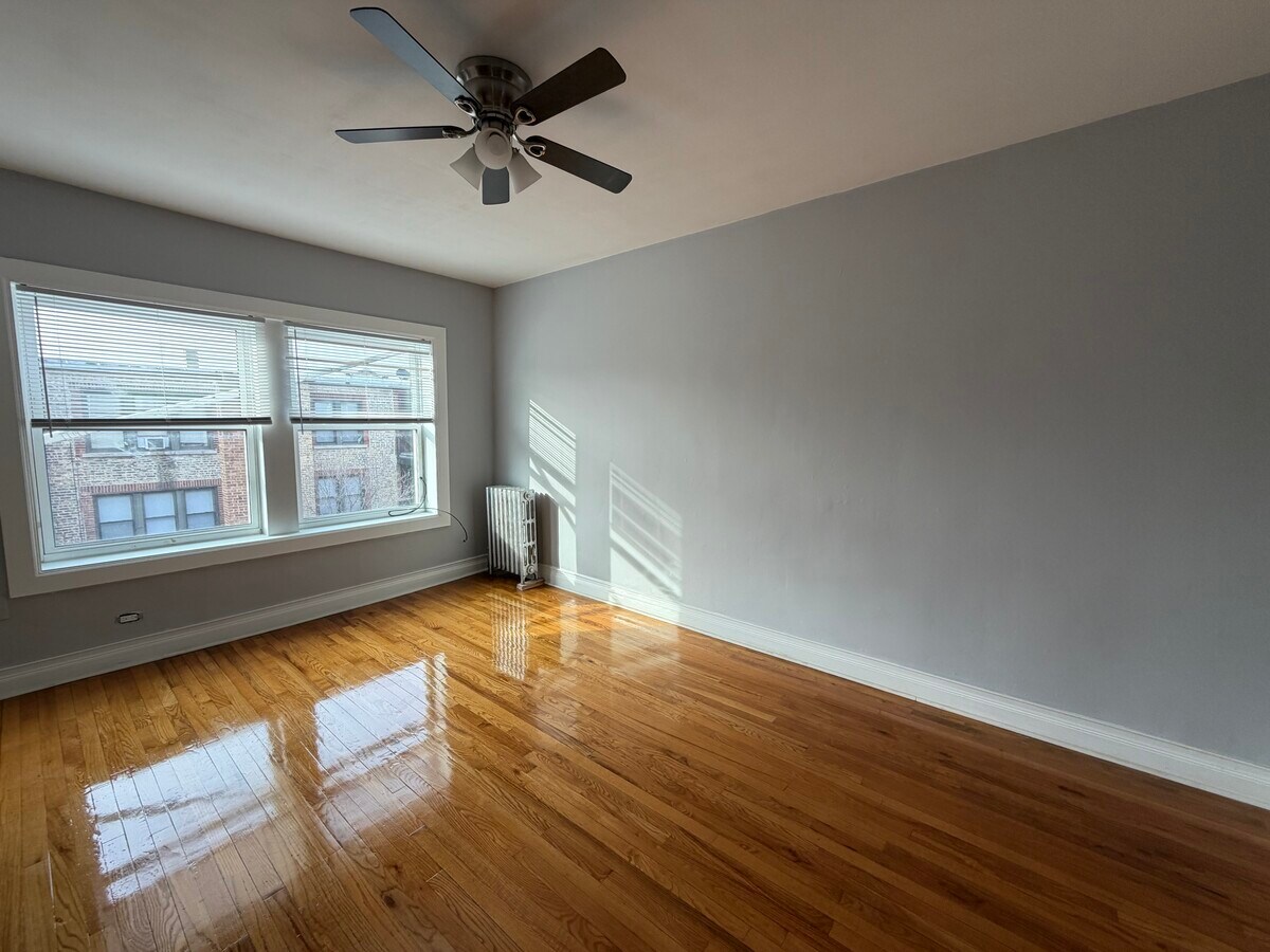 Photo - 6956 N Ashland Ave Unidad 403