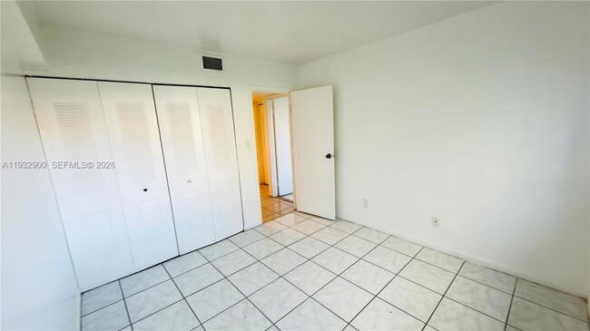 5855 Washington St Unidad 90
