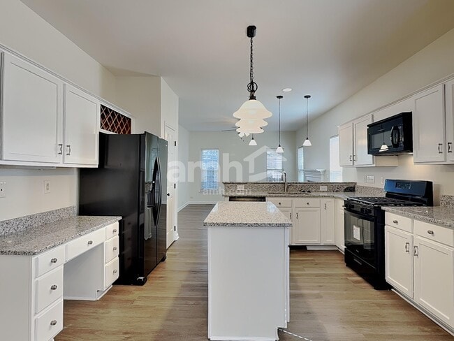 Photo - 2023 Jerimouth Dr