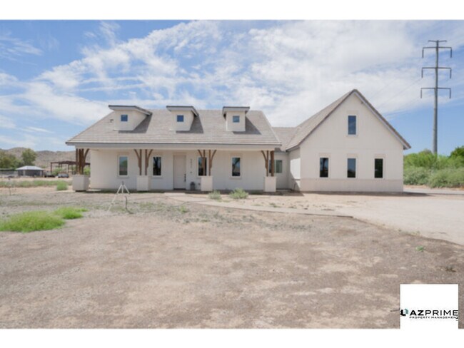 Photo - Experience the Epitome of Comfort in this Spacious 4/3.5 House Nestled in the Serene Neighborhood of