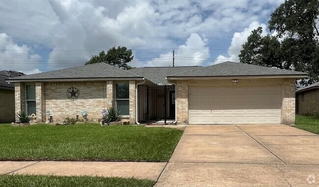 Building Photo - 22114 Pearl Lake Dr Rental