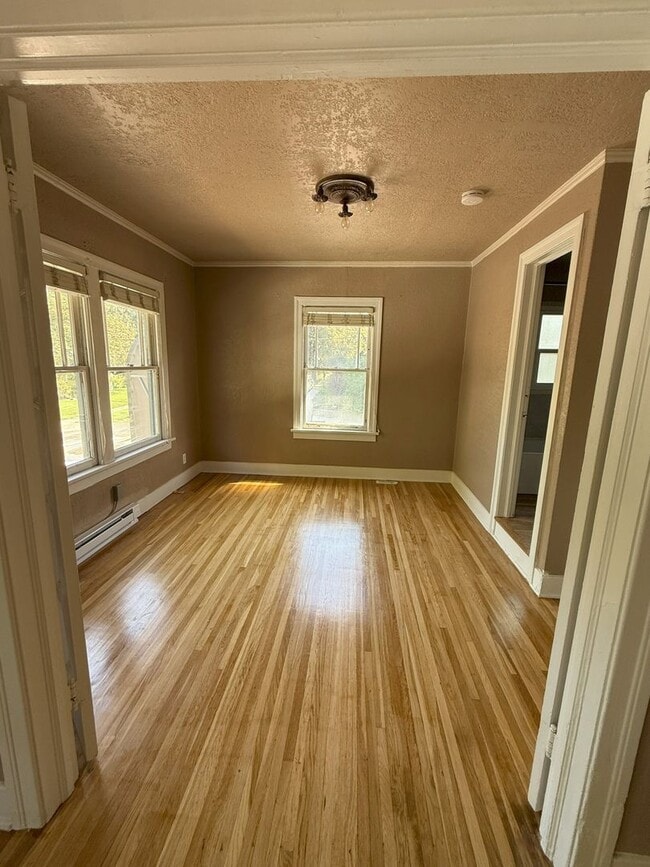 Building Photo - 1000-1003 W 25th Ave Unit 1