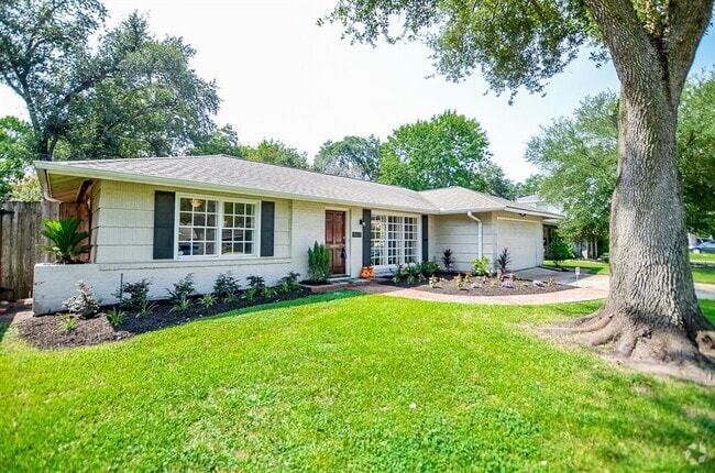 Building Photo - 5421 Pagewood Ln Rental