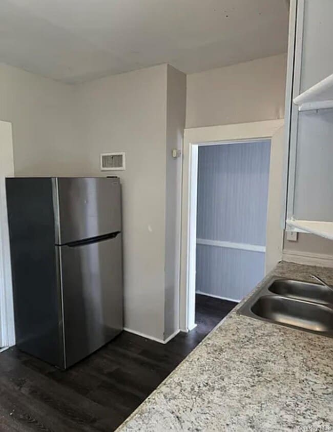 Photo - 146 Mansion St Unit 2