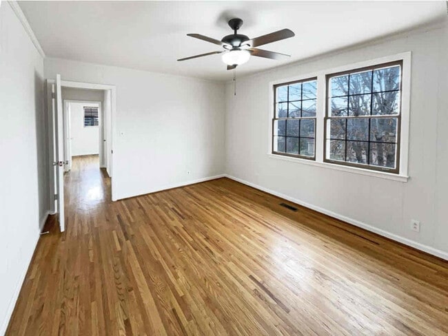 Photo - 1217 Commerce St