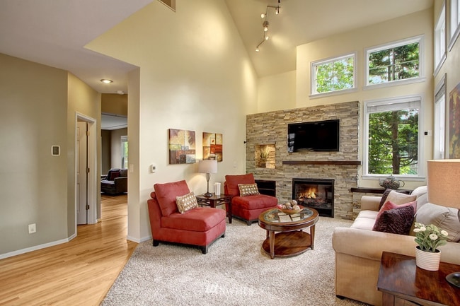 Photo - 4220 252nd Ave SE