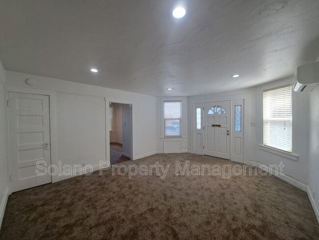 100 Luzena Ave Unit 100
