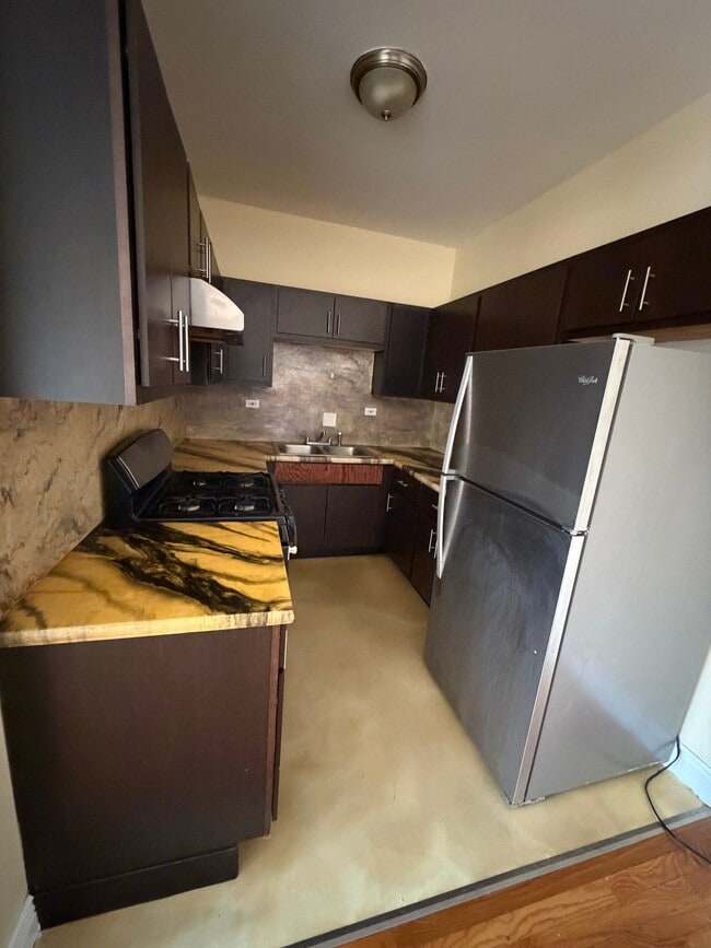 7908 S Langley Ave Unit 201
