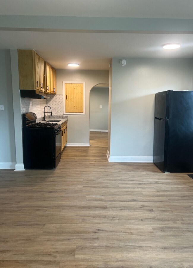 Photo - 1008 S 45th St