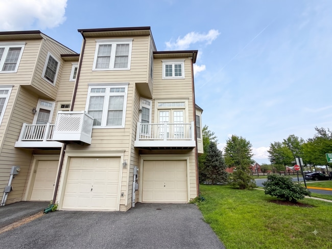 Photo - 3670 Carriage Hill Dr