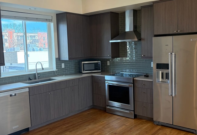 Photo - 2530 28th St